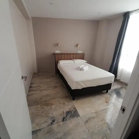 Appartement Arena *
